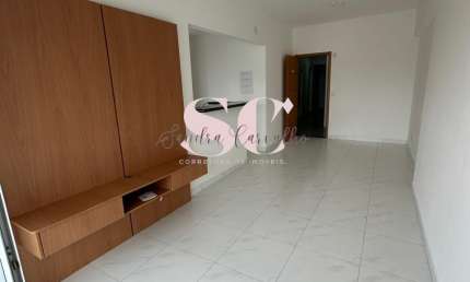 Apartamento impecável para locação na Ponta da Praia – R$ 4.500 com condomínio e IPTU inclusos