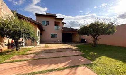 Sobrado À venda de esquina 420 m2 terreno - 03 suíte