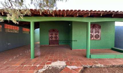 Casa à venda 03 quartos com suíte Vila Jaci - R$ 350.000,00