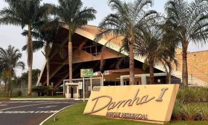 Casa em condomínio fechado com 3 quartos à venda na Rua Miguel Damha, Residencial Damha, Campo Grande