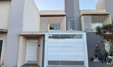 Casa com 3 quartos à venda na Rua Carvalho, Cidade Jardim, Campo Grande