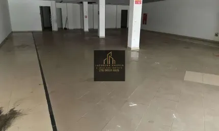 Barracão / Galpão / Depósito para alugar na Avenida Getúlio Vargas, Capuchinhos, Feira de Santana