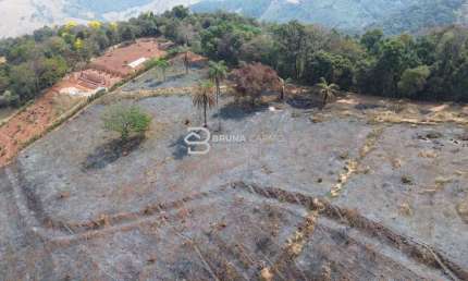Chácara de 5000m² com poço artesiano com excelente vista no Recanto do Horizonte