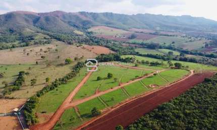 Chácaras de 1000m² com excelente topografia  no distrito de Serra Azul