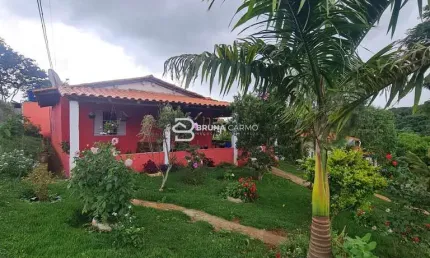 Sitio a venda em Itaguara-MG com 02 quartos e pomar todo formado!