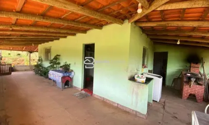 Vendo chácara em Itaguara de 2 mil metros em excelente localização!