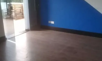 Sobrado Jardim Avelino - 125 m² com 2 vagas de garagem