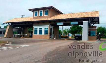 Casa de condomínio para venda tem 530 metros quadrados em Cararu - Eusébio - CE