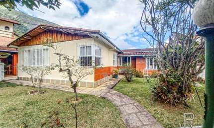 Casa à venda, 185 m² por R$ 810.000,00 - Araras - Teresópolis/RJ