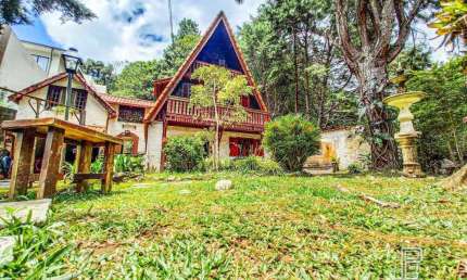 Casa à venda, 137 m² por R$ 780.000,00 - Cascata dos Amores - Teresópolis/RJ