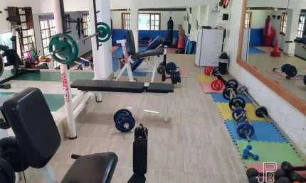 Casa à venda, 1000 m² por R$ 3.499.000,00 - Iucas - Teresópolis/RJ