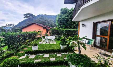 Casa à venda, 172 m² por R$ 1.700.000,00 - Granja Guarani - Teresópolis/RJ