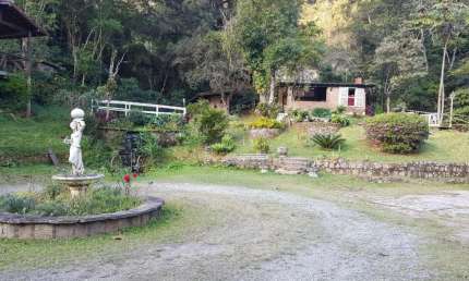 Área à venda, 10000 m² por R$ 4.200.000,00 - Caxangá - Teresópolis/RJ
