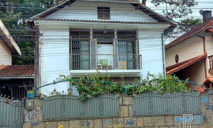 Casa à venda, 173 m² por R$ 790.000,00 - Alto - Teresópolis/RJ