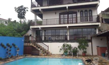 Casa à venda, 367 m² por R$ 950.000,00 - Fazendinha - Teresópolis/RJ