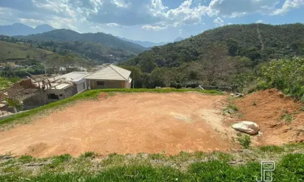 Terreno à venda, 650 m² por R$ 300.000,00 - Prata - Teresópolis/RJ