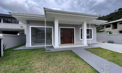 Casa à venda, 178 m² por R$ 1.060.000,00 - Albuquerque - Teresópolis/RJ