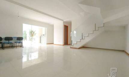 Casa à venda, 250 m² por R$ 990.000,00 - Vargem Grande - Teresópolis/RJ
