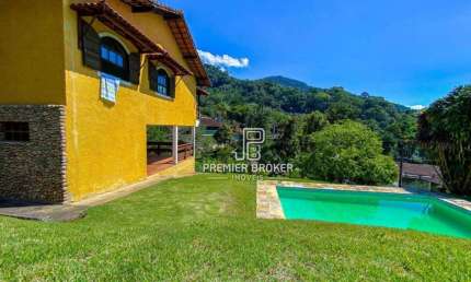 Casa à venda, 214 m² por R$ 1.200.000,00 - Granja Guarani - Teresópolis/RJ