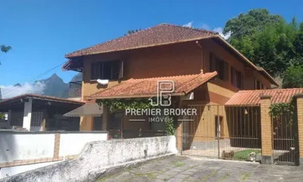 Casa à venda, 350 m² por R$ 750.000,00 - Araras - Teresópolis/RJ
