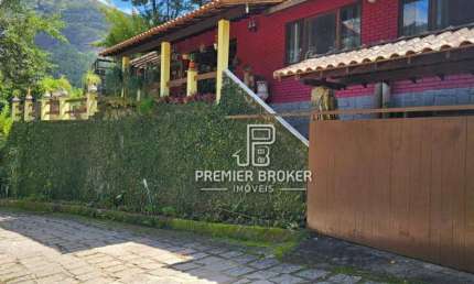 Casa à venda, 250 m² por R$ 650.000,00 - Colônia Alpina - Teresópolis/RJ