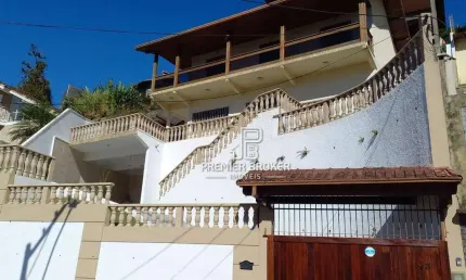 Oportunidade casa com 4 dormitórios à venda, 200 m² por R$ 940.000 - Panorama Teresópolis/RJ