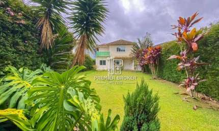 Casa à venda, 205 m² por R$ 699.000,00 - Albuquerque - Teresópolis/RJ