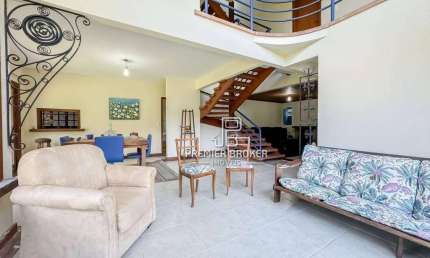 Casa à venda, 276 m² por R$ 1.750.000,00 - Carlos Guinle - Teresópolis/RJ