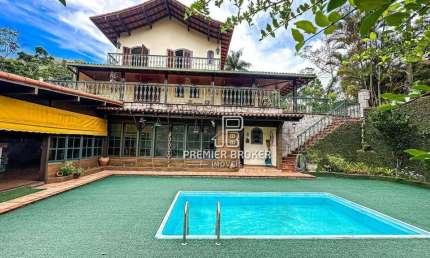 Casa à venda, 263 m² por R$ 1.300.000,00 - Bom Retiro - Teresópolis/RJ