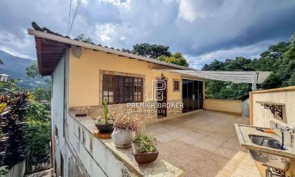 Casa à venda, 204 m² por R$ 800.000,00 - Alto - Teresópolis/RJ