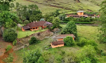 Fazenda à venda, 1640000 m² por R$ 4.500.000,00 - Vila do Pião - Sapucaia/RJ