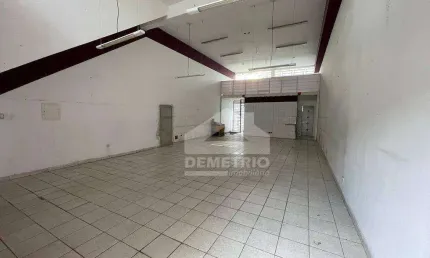 Ponto comercial para alugar na Rua Juca Esteves, Centro, Taubaté