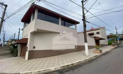Casa no Santa Luzia com 3 dormitórios à venda, 187 m² por R$ 430.000 - Santa Luzia - Guaratinguetá/SP