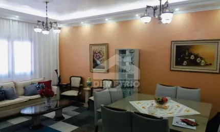 Oportunidade - Casa 4 dormitórios, piscina - Vila Paraíba