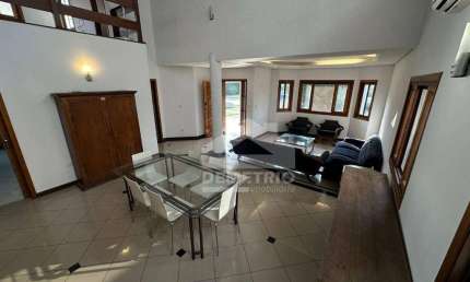 Casa com 3 dormitórios, 252 m² - venda por R$ 1.690.000,00 ou aluguel por R$ 6.687,75/mês - Condomínio Village Taubaté - Taubaté/SP