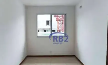 Apartamento de 2 quartos sendo 1 suíte com vaga de garagem