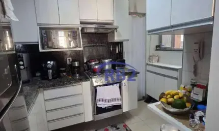 Apartamento de 2 quartos com vaga na escritura na Rua Alvares de Azevedo