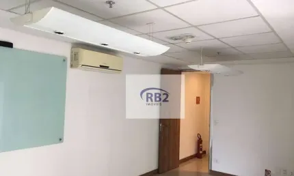 Boa sala comercial em um dos melhores prédios comerciais de Icaraí