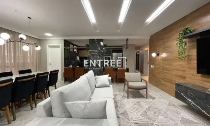 Apartamento 3 quartos (sendo 1 suíte) e 2 vagas livres - centro