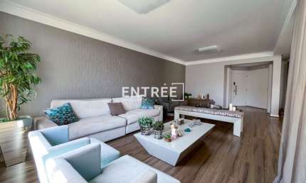 Apartamento 5 Quartos (sendo 1 suíte) e 2 Vagas - Centro