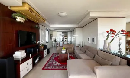 Apartamento com 4 quartos à venda na Avenida Jornalista Rubens de Arruda Ramos, 1226, Centro, Florianópolis