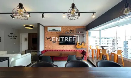 Apartamento 4 quartos (sendo 1 suíte) e 2 vagas - centro