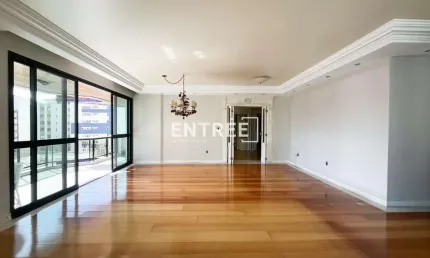 Apartamento 3 Quartos (2 Suítes) e 3 Vagas - Centro