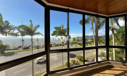 Apartamento 3 Quartos (sendo 2 Suítes) e 2 Vagas com HB