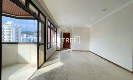 Apartamento 4  Quartos (sendo 1 Suíte) e 2 Vagas - Centro