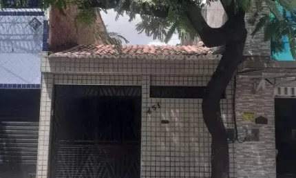 Casa com 2 quartos à venda na Rua Gois Monteiro, 760, Padre Andrade, Fortaleza
