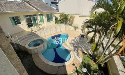 Casa com 3 dormitórios à venda, 550 m² por R$ 2.750.000,00 - Residencial Euroville - Bragança Paulista/SP