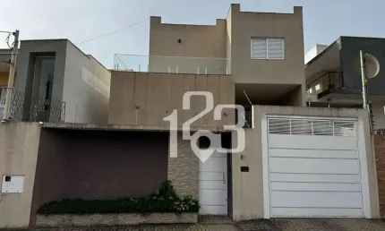 Casa com 3 dormitórios para alugar, 334 m² por R$ 5.500/mês - Jardim Santa Paulina - Bragança Paulista/SP