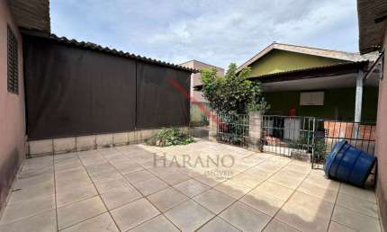 Casa com 2 quartos à venda no Jardim Itapema, Londrina  por R$ 270.000