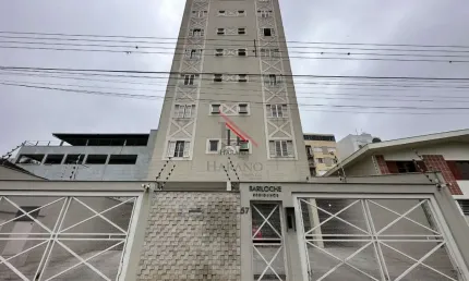 Apartamento com 1 quarto à venda no Chácaras Pietraróia, Londrina  por R$ 180.000